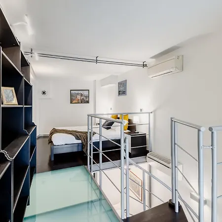 Stayeasy Lodi82 - Modern Loft Metro M3 Brenta